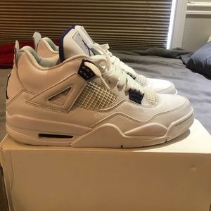 Jordan 4 purple metallic size 11.5
